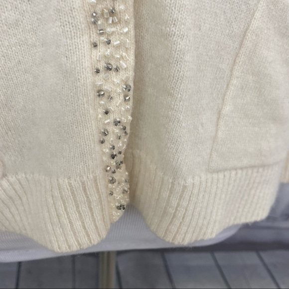 Talbots Small Petite Cardigan Lambswool Rabbit Hair Beige Snap Buttons Beads NEW - Picture 2 of 12